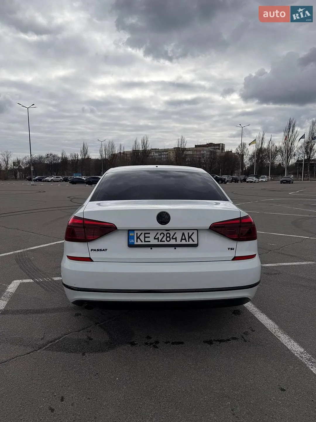 2017 Volkswagen Passat - мініатюра 5
