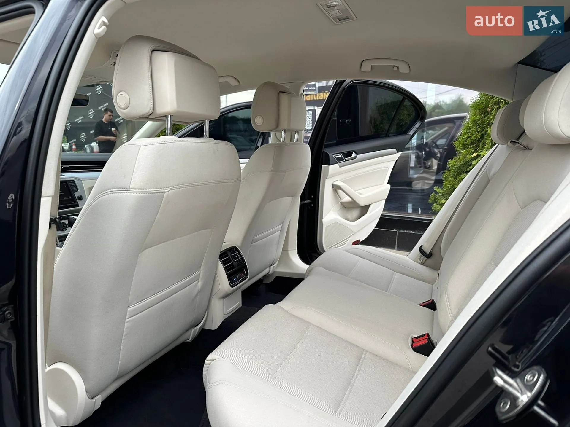 2016 Volkswagen Passat - мініатюра 16