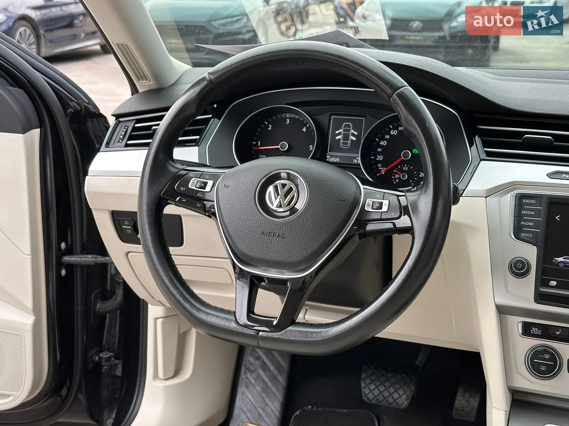 2016 Volkswagen Passat - мініатюра 23