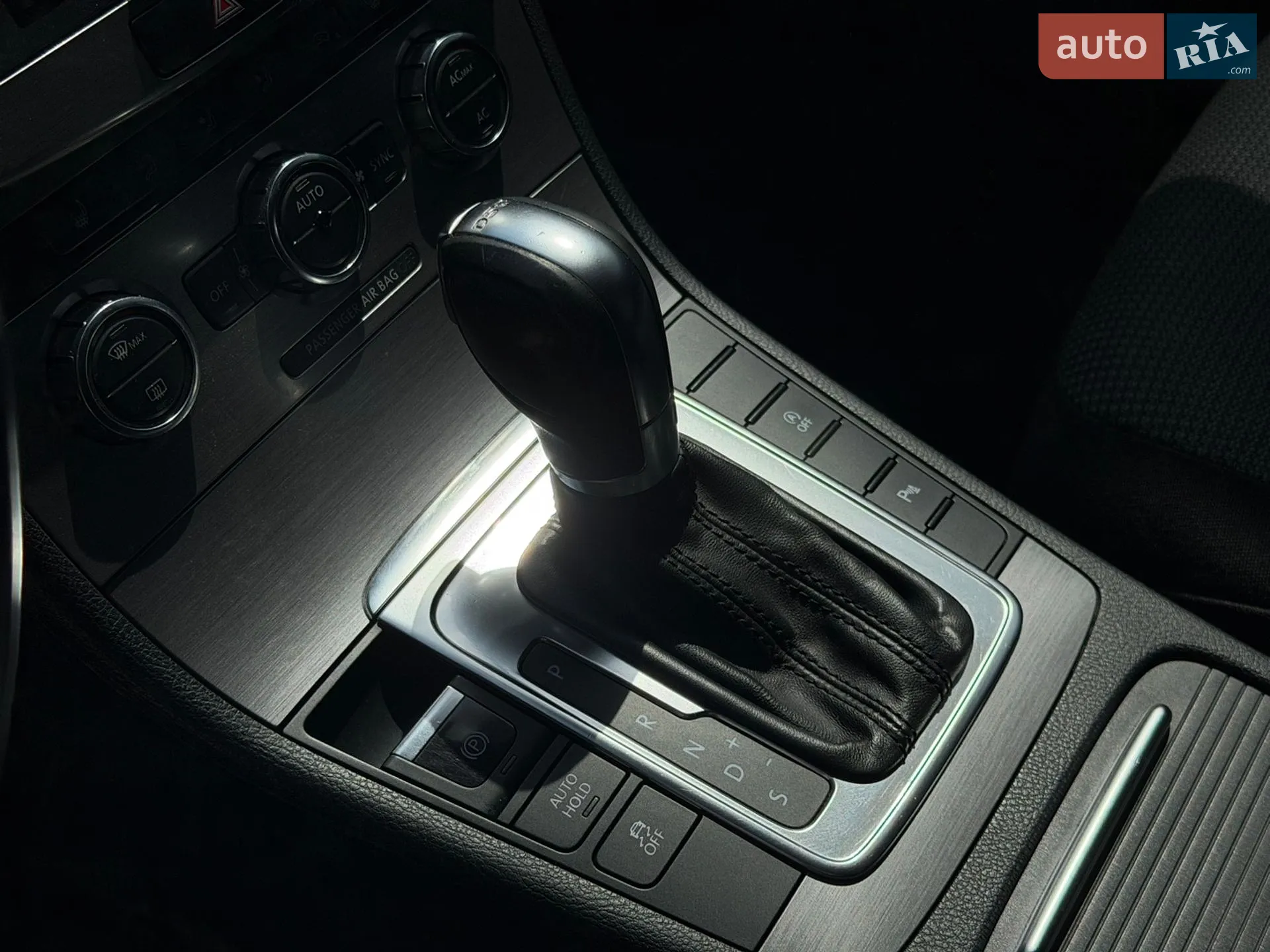 2012 Volkswagen Passat - мініатюра 31
