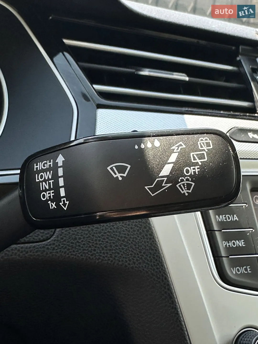 2015 Volkswagen Passat - мініатюра 35