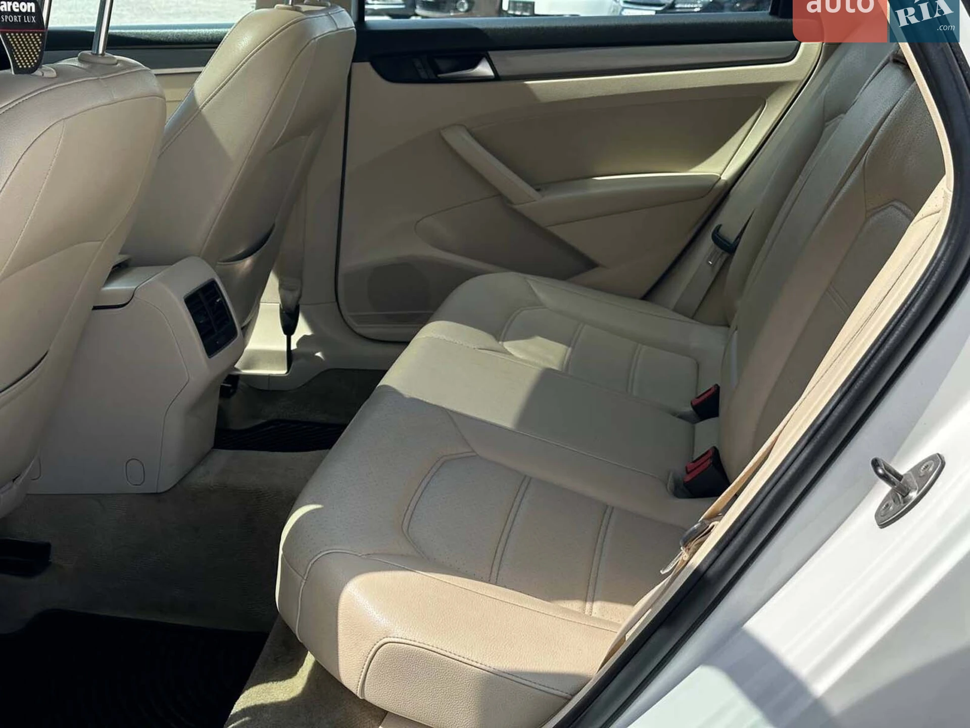 2013 Volkswagen Passat - мініатюра 29