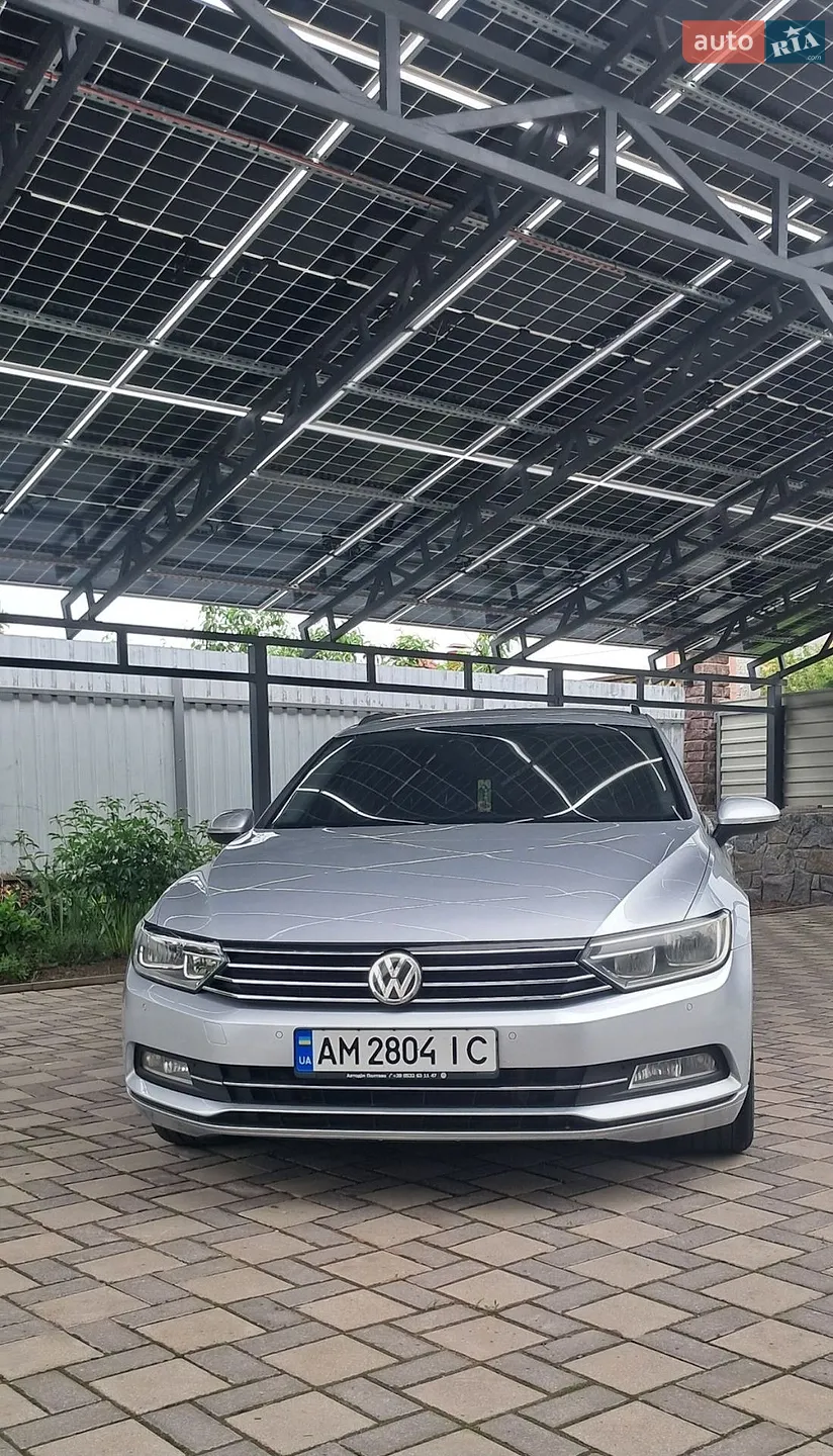 2015 Volkswagen Passat - мініатюра 2