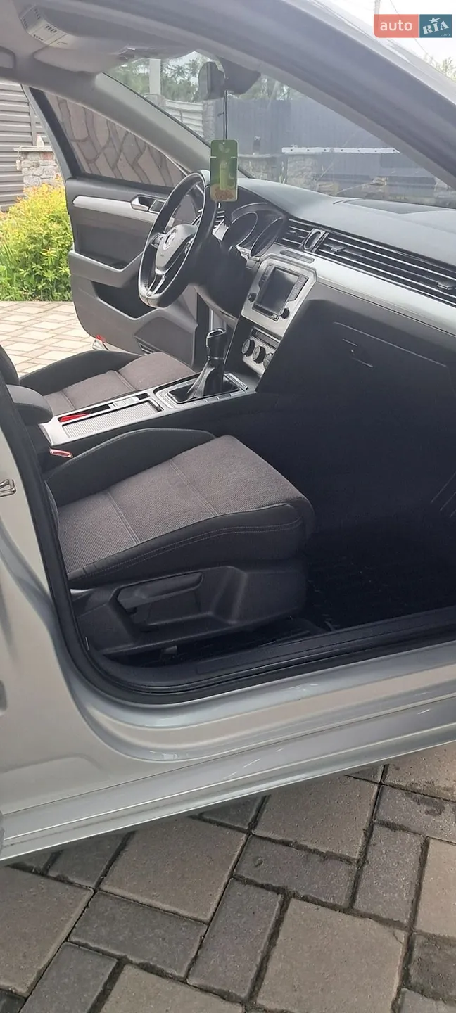 2015 Volkswagen Passat - мініатюра 14