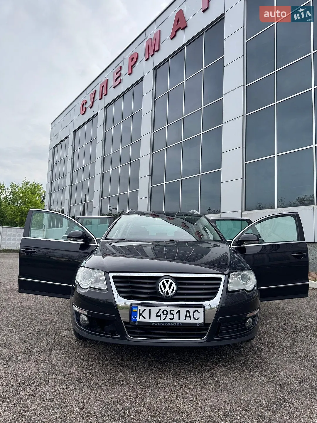 2010 Volkswagen Passat - мініатюра 2