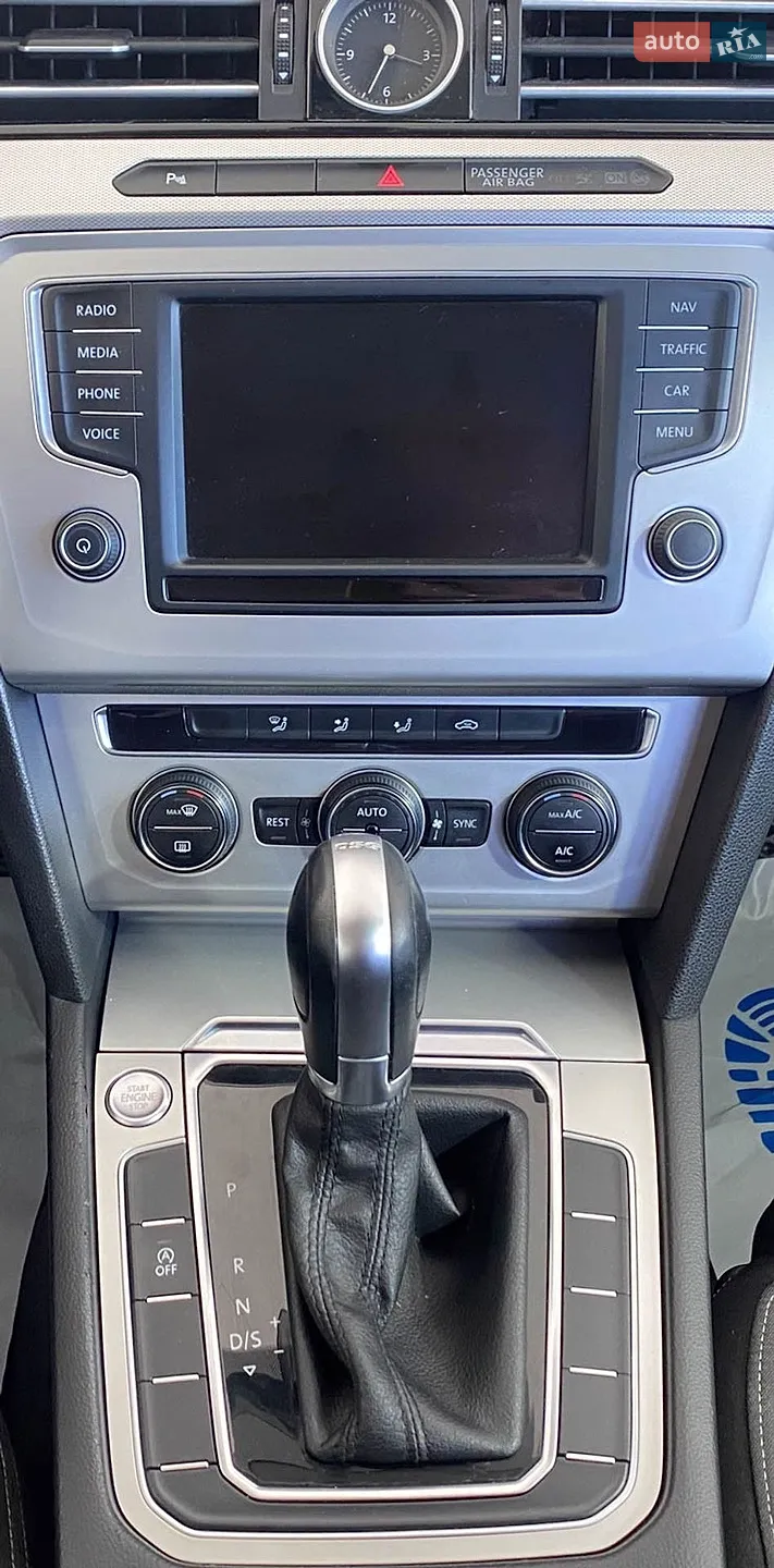 2015 Volkswagen Passat - мініатюра 17