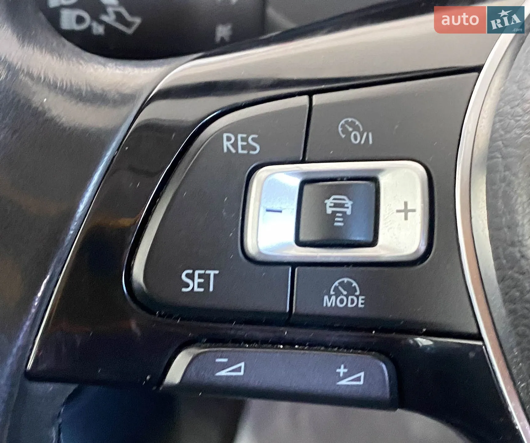 2015 Volkswagen Passat - мініатюра 13