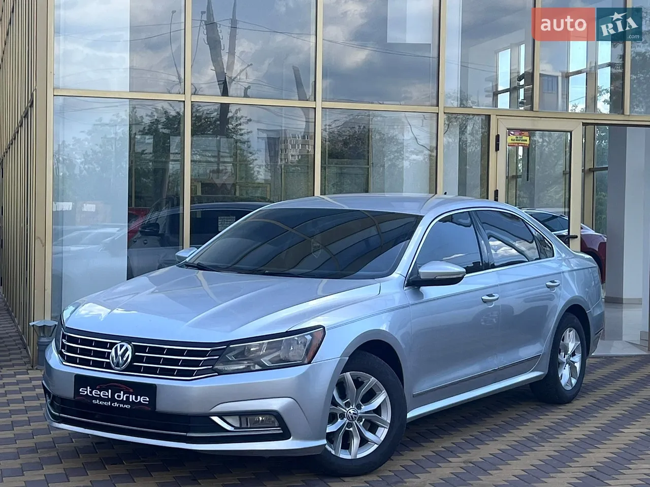 2015 Volkswagen Passat - мініатюра 14