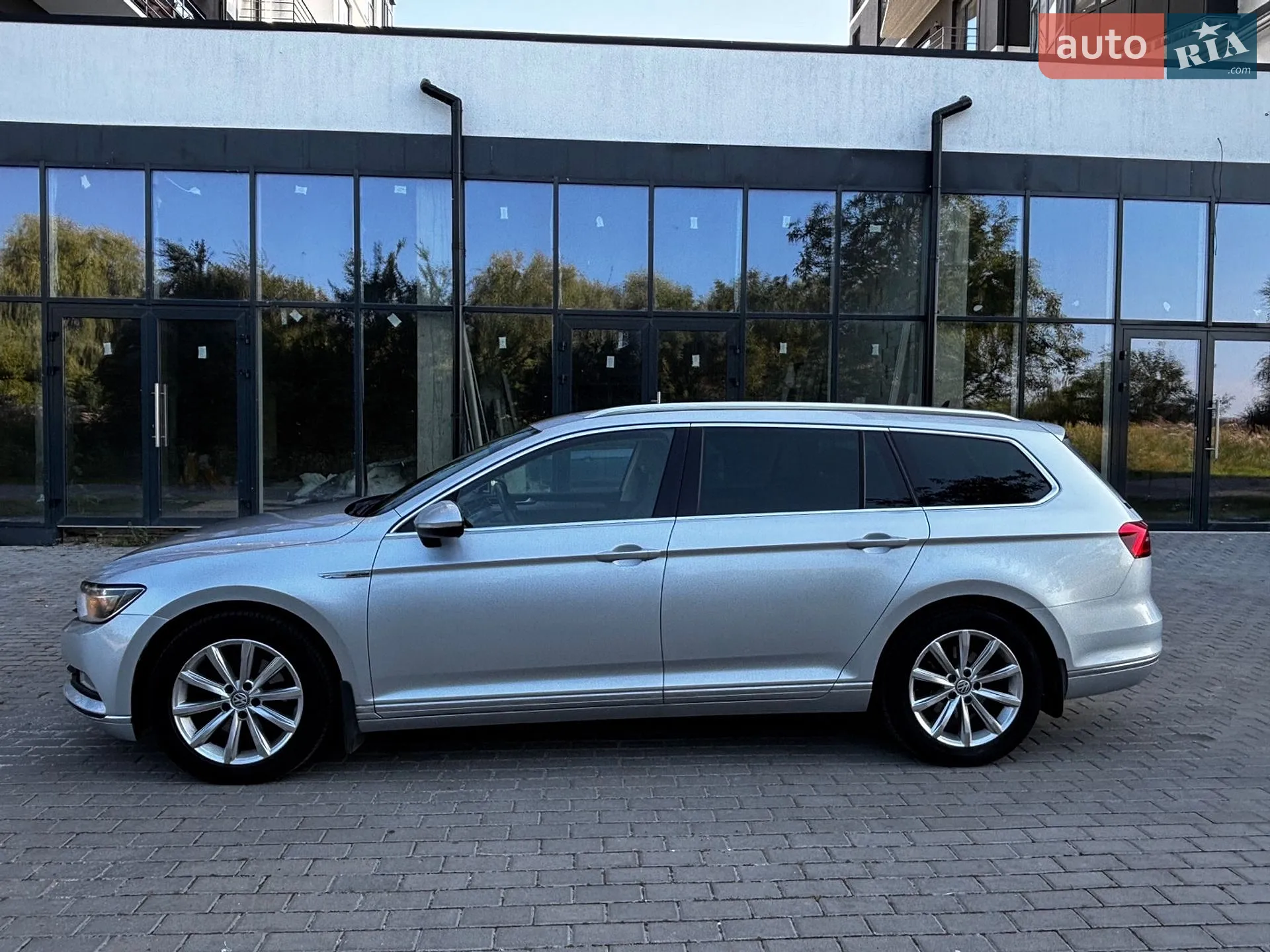 2015 Volkswagen Passat - мініатюра 9