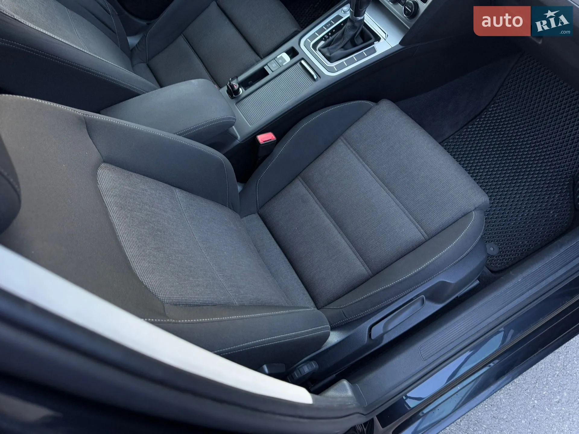 2015 Volkswagen Passat - мініатюра 16