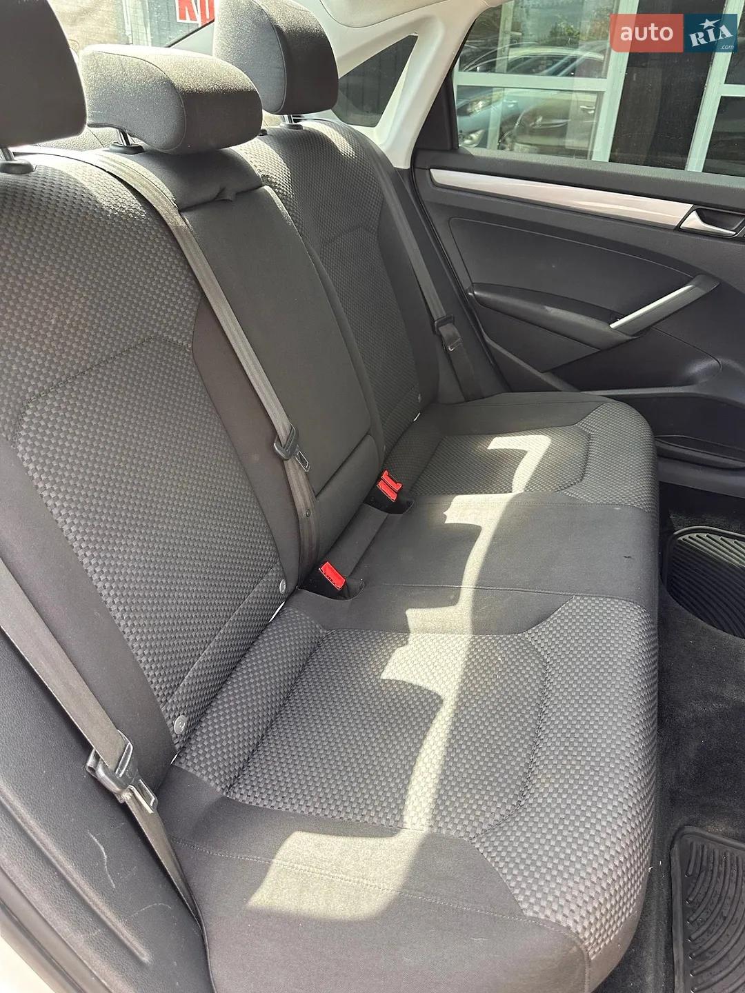 2015 Volkswagen Passat - мініатюра 18
