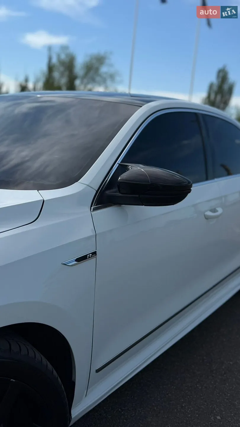 2016 Volkswagen Passat - мініатюра 4