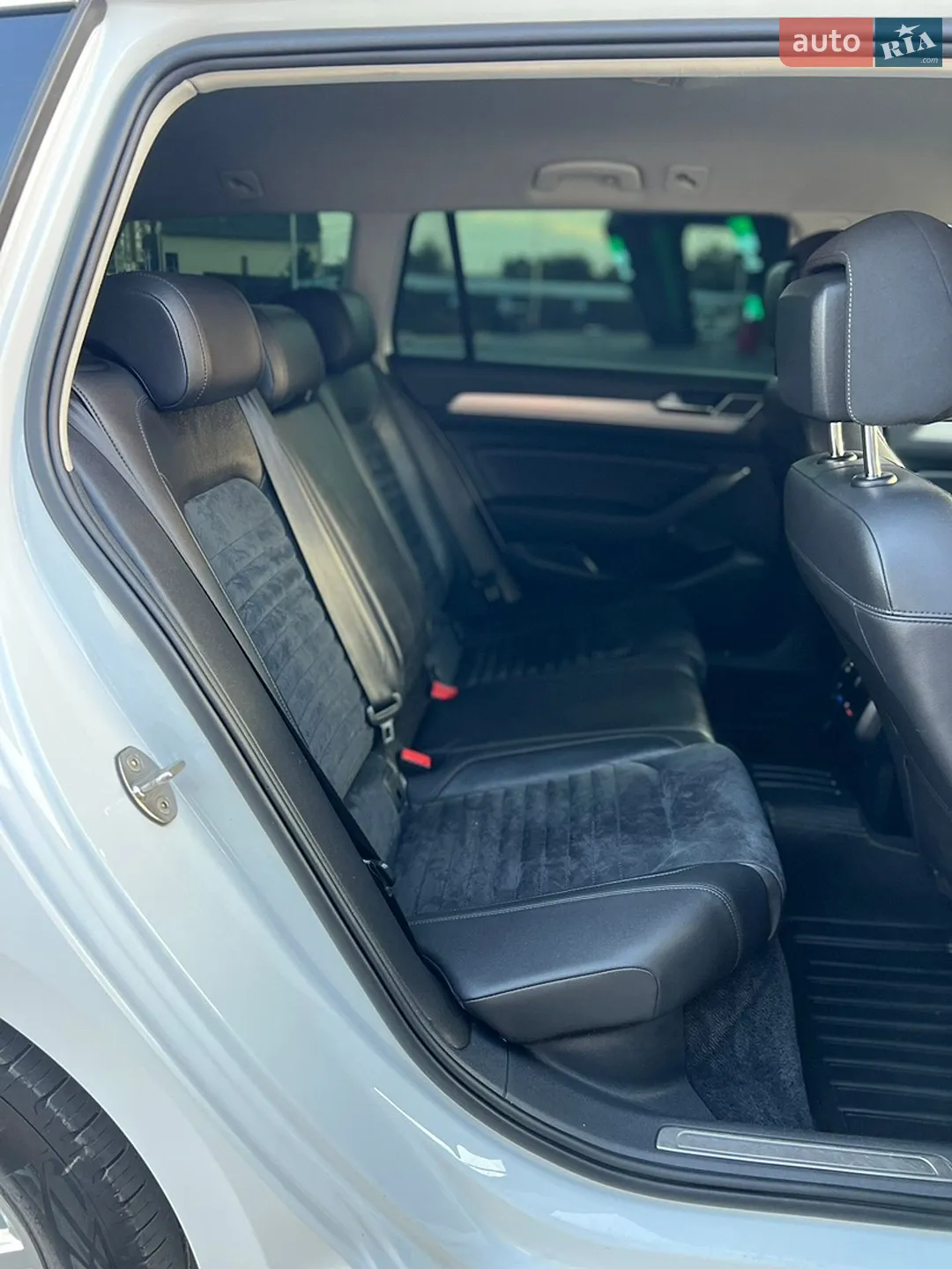 2015 Volkswagen Passat - мініатюра 30
