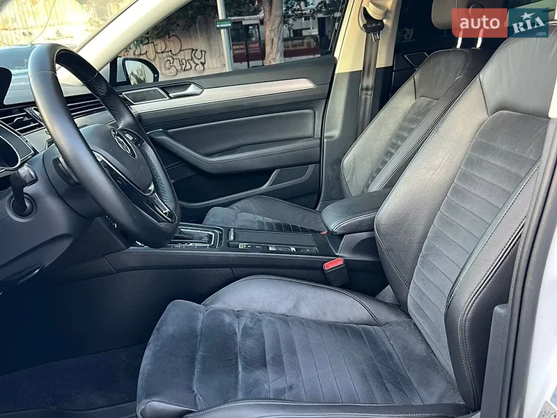 Volkswagen Passat 2015 VIN WVWZZZ3CZGE034120 фото оголошення 42 з 94
