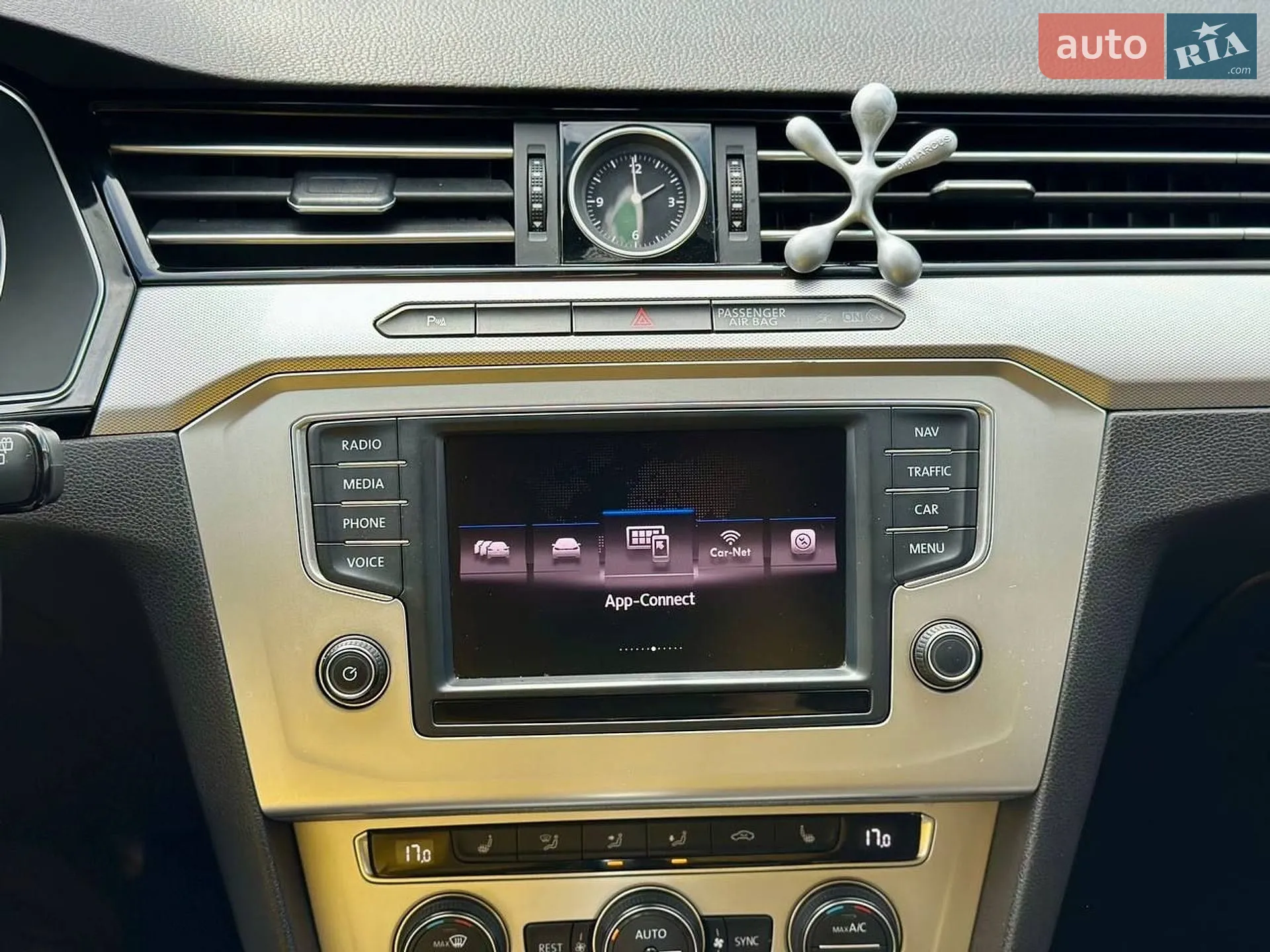 2017 Volkswagen Passat - мініатюра 39