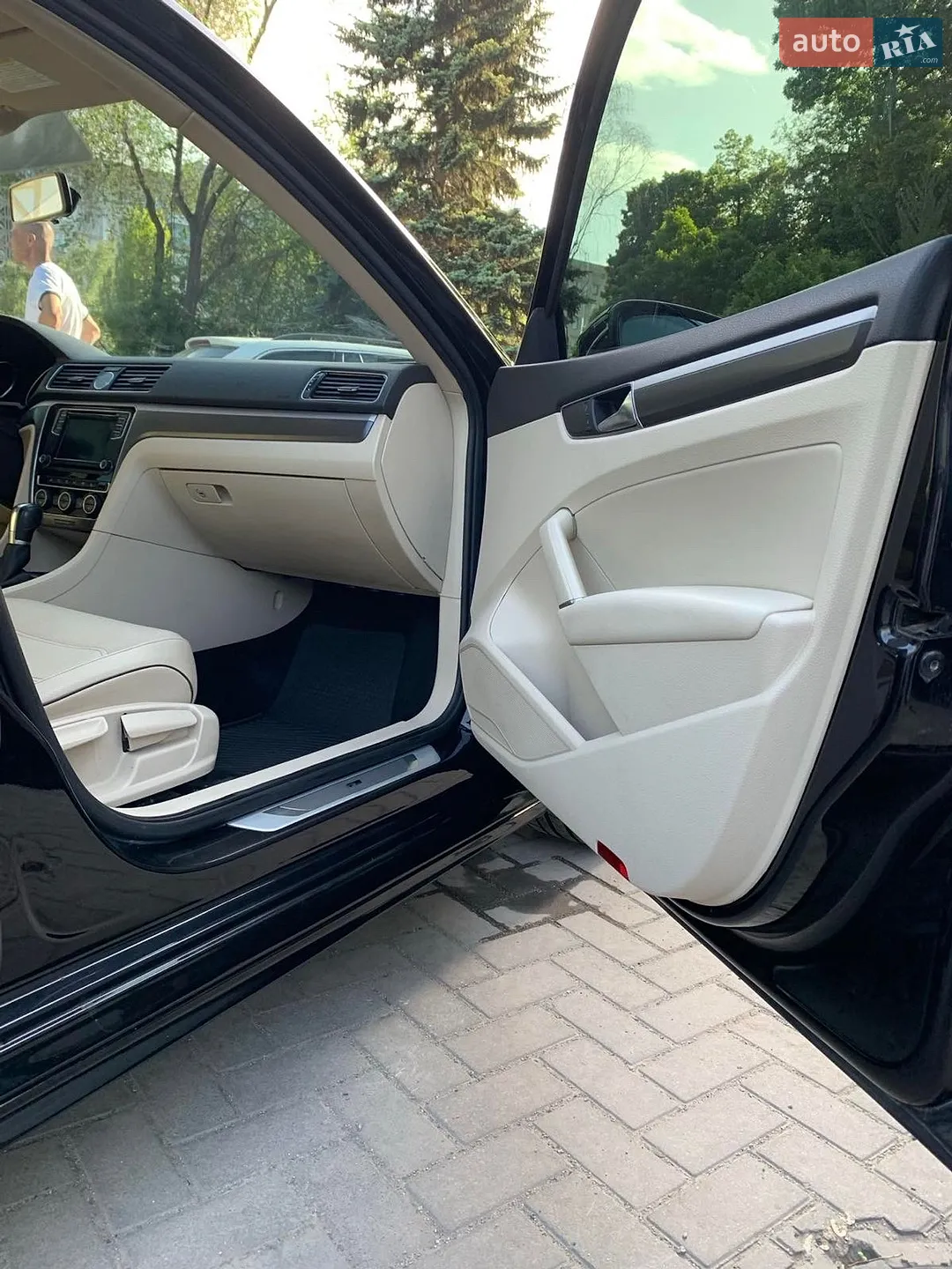 2017 Volkswagen Passat - мініатюра 9
