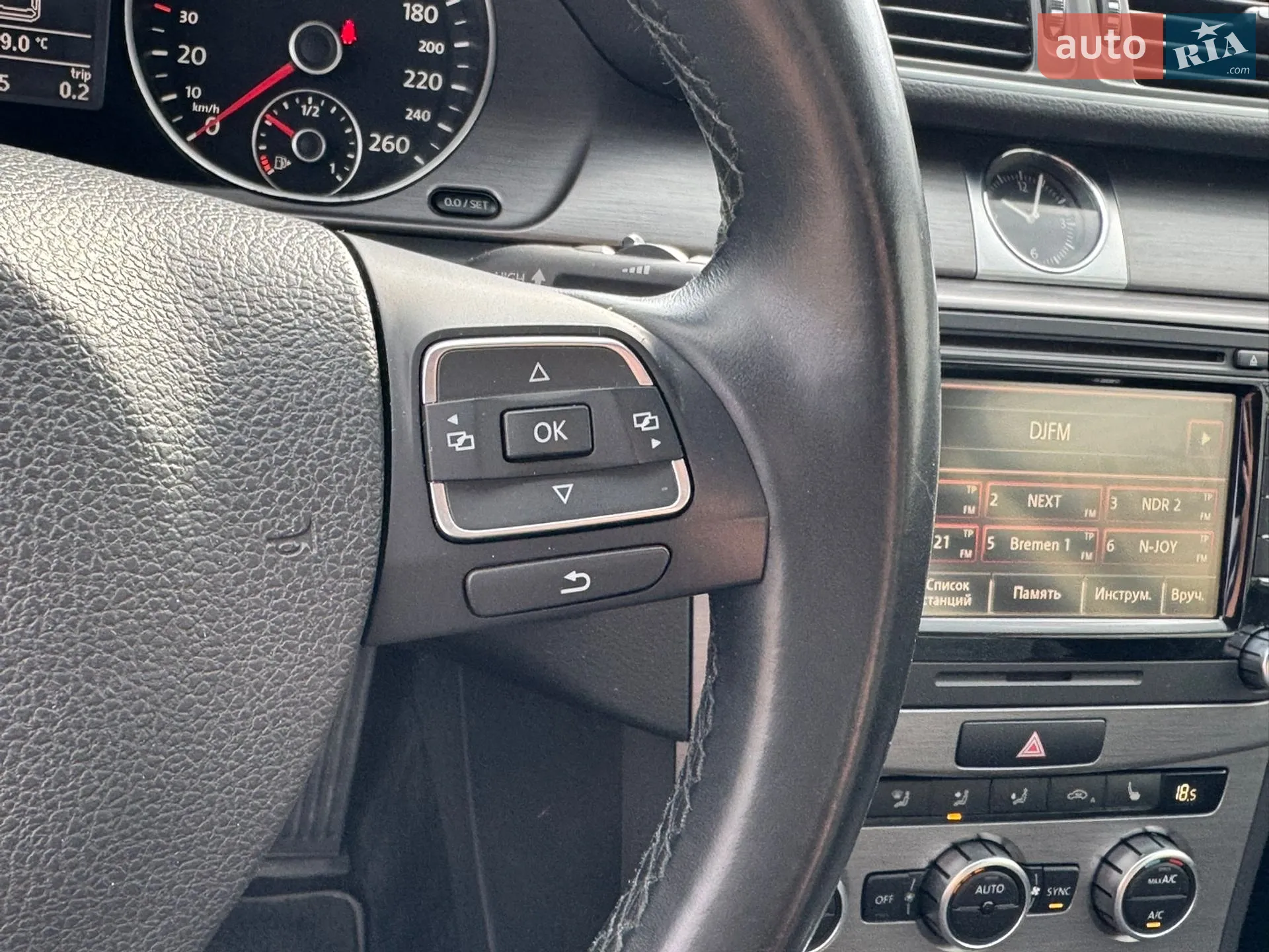 2012 Volkswagen Passat - мініатюра 22