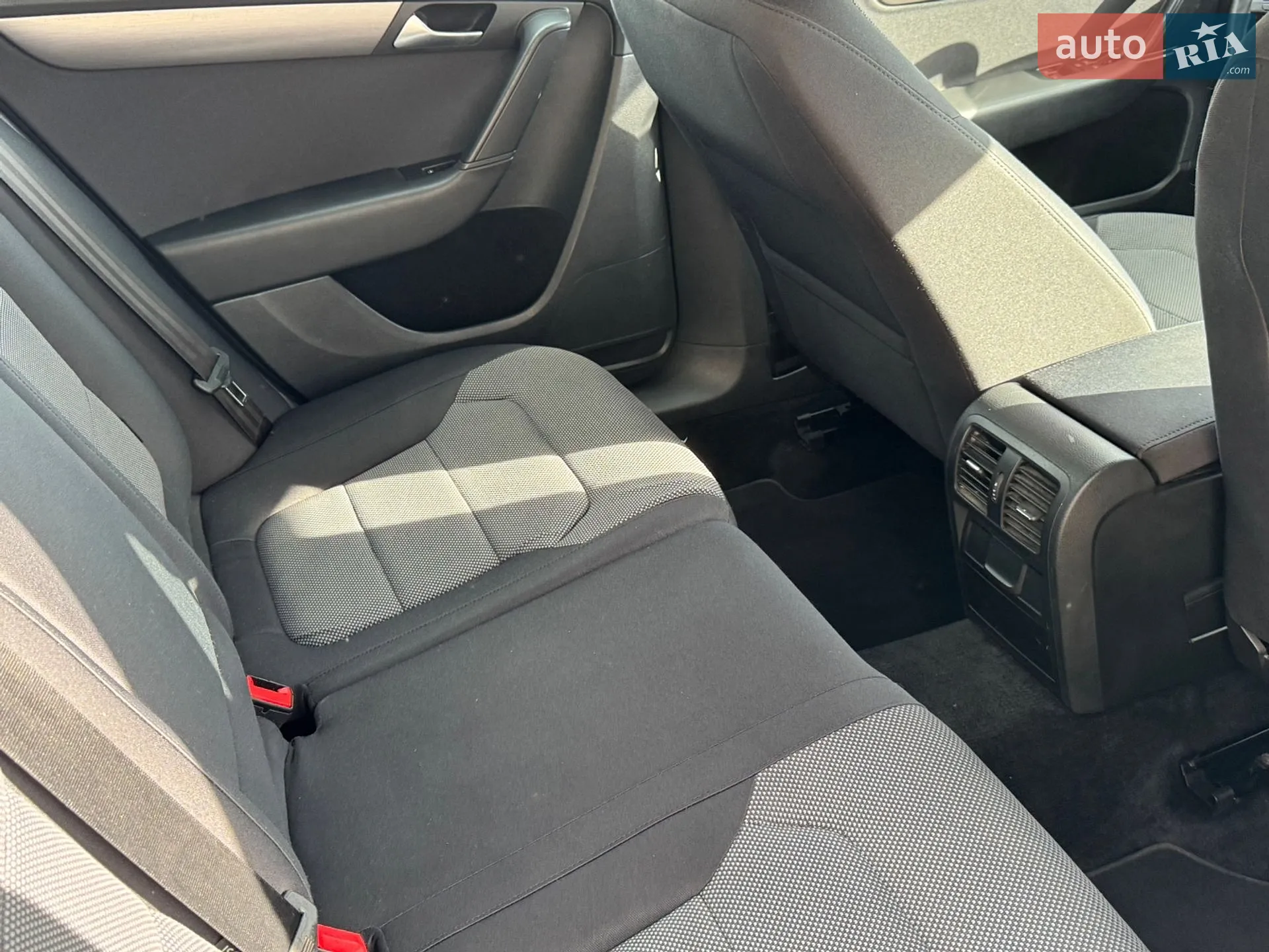 2012 Volkswagen Passat - мініатюра 44