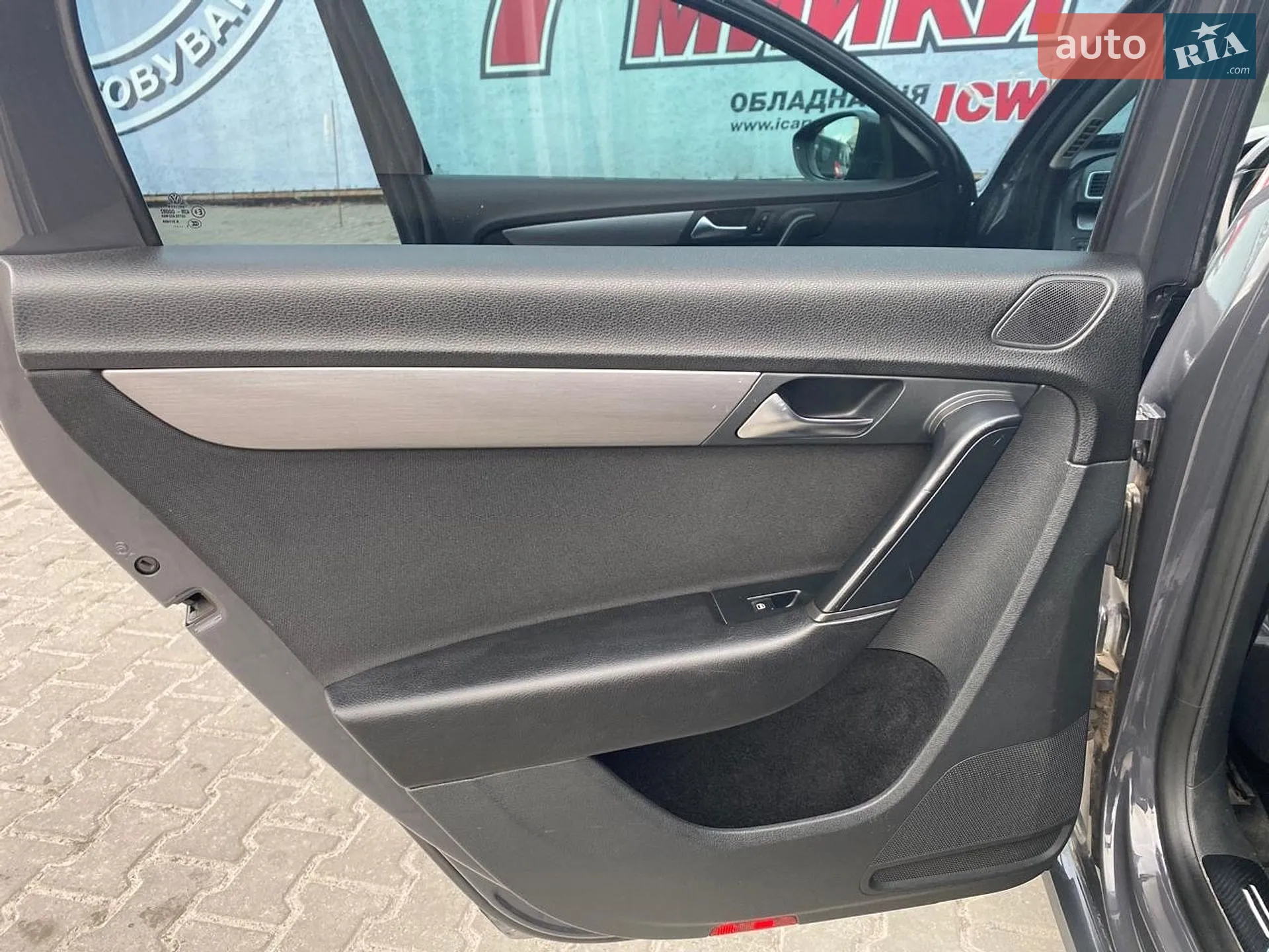 2011 Volkswagen Passat - мініатюра 10