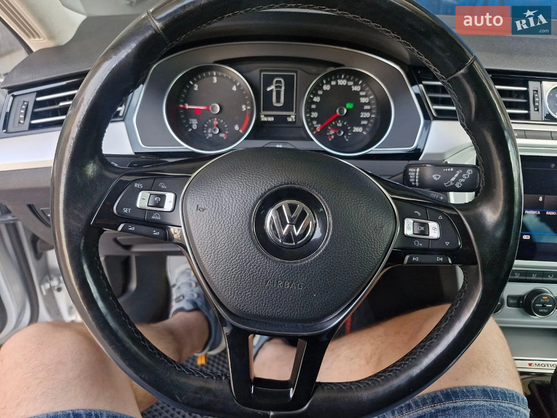 2017 Volkswagen Passat - мініатюра 19