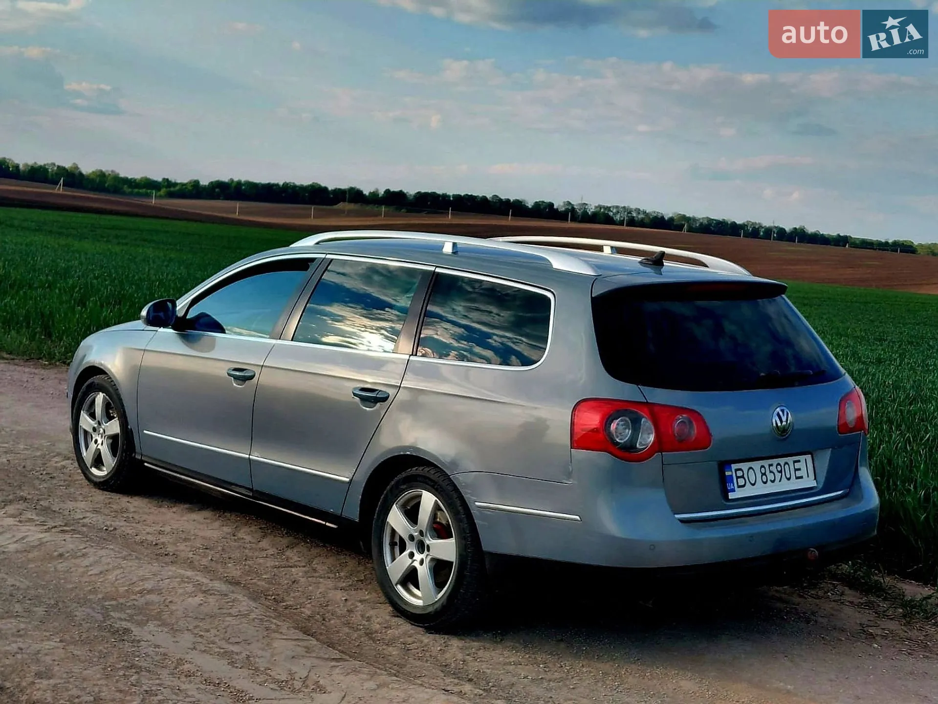 2010 Volkswagen Passat - мініатюра 6
