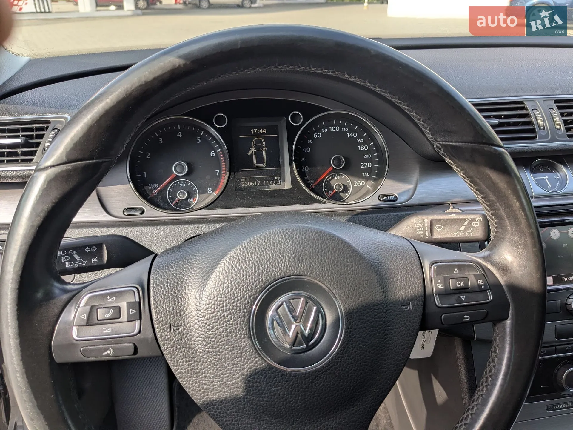 2010 Volkswagen Passat - мініатюра 18
