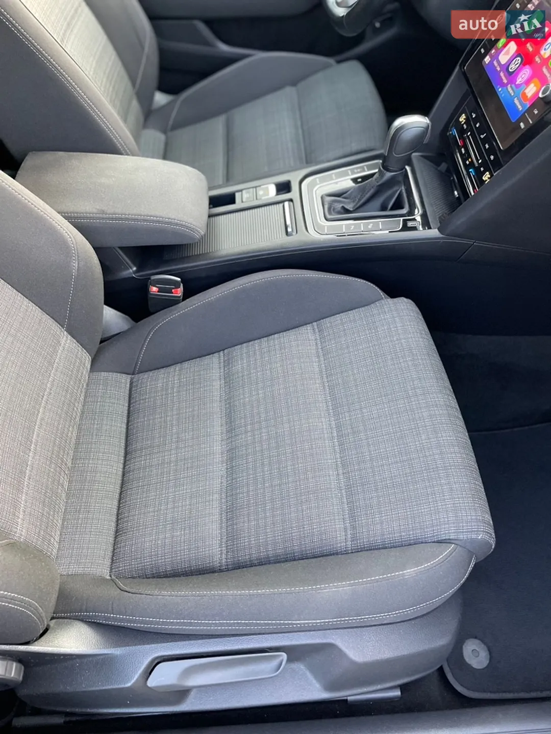 2020 Volkswagen Passat - мініатюра 24