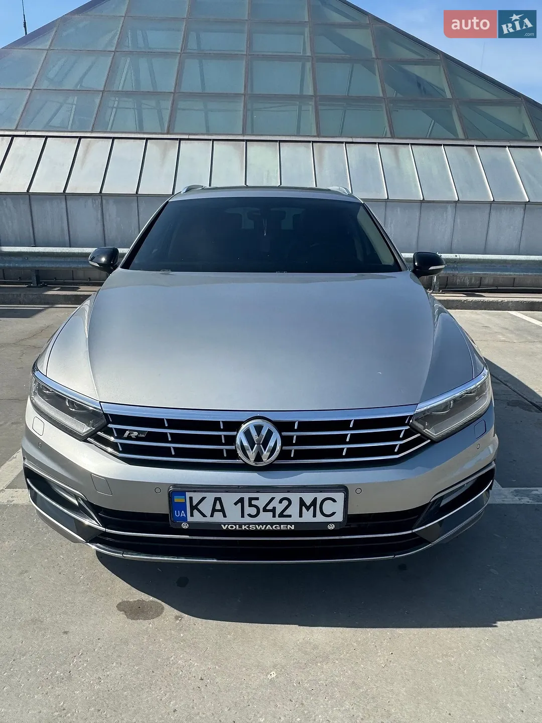 2015 Volkswagen Passat - фото 1