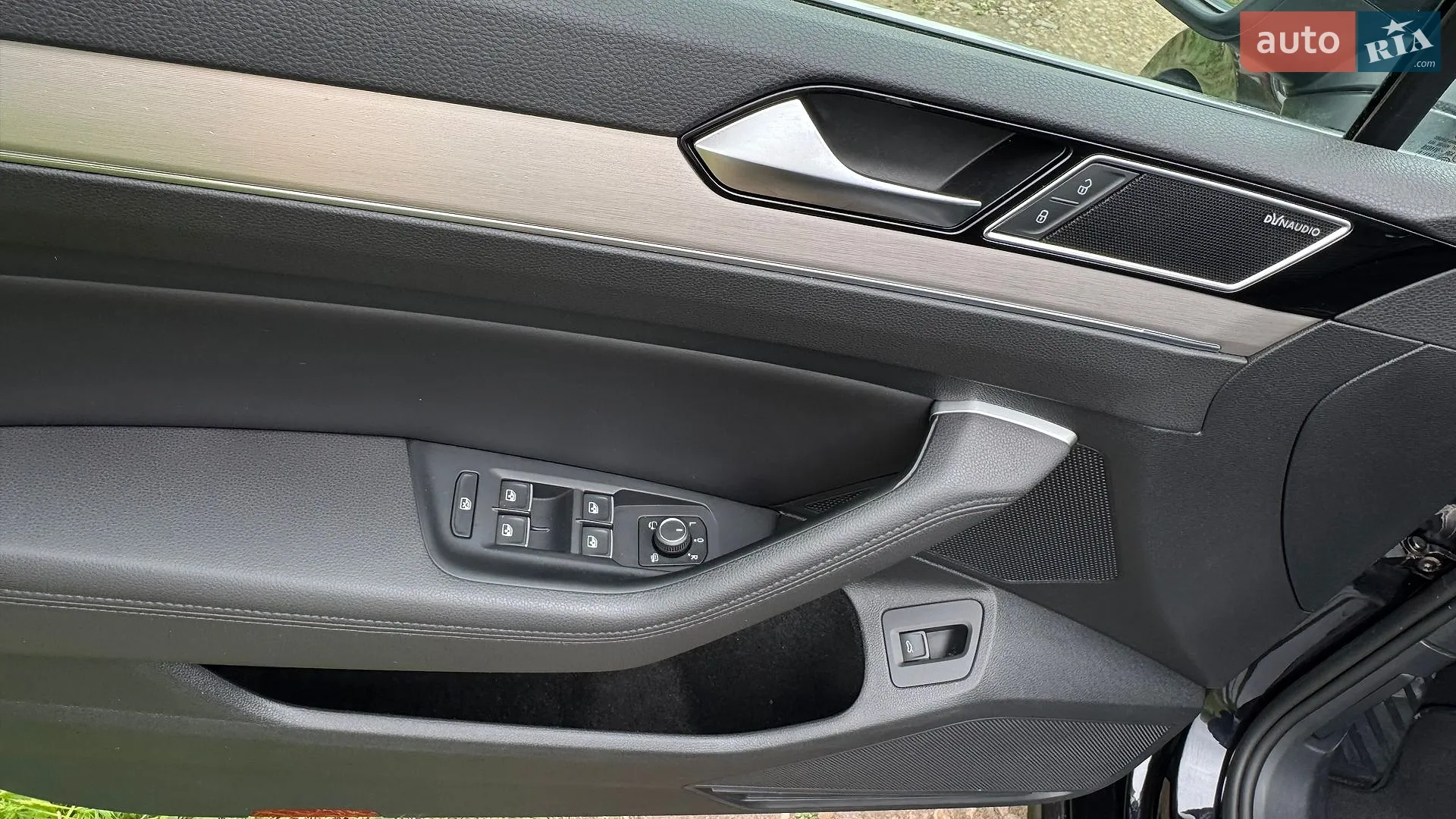 2016 Volkswagen Passat - мініатюра 18