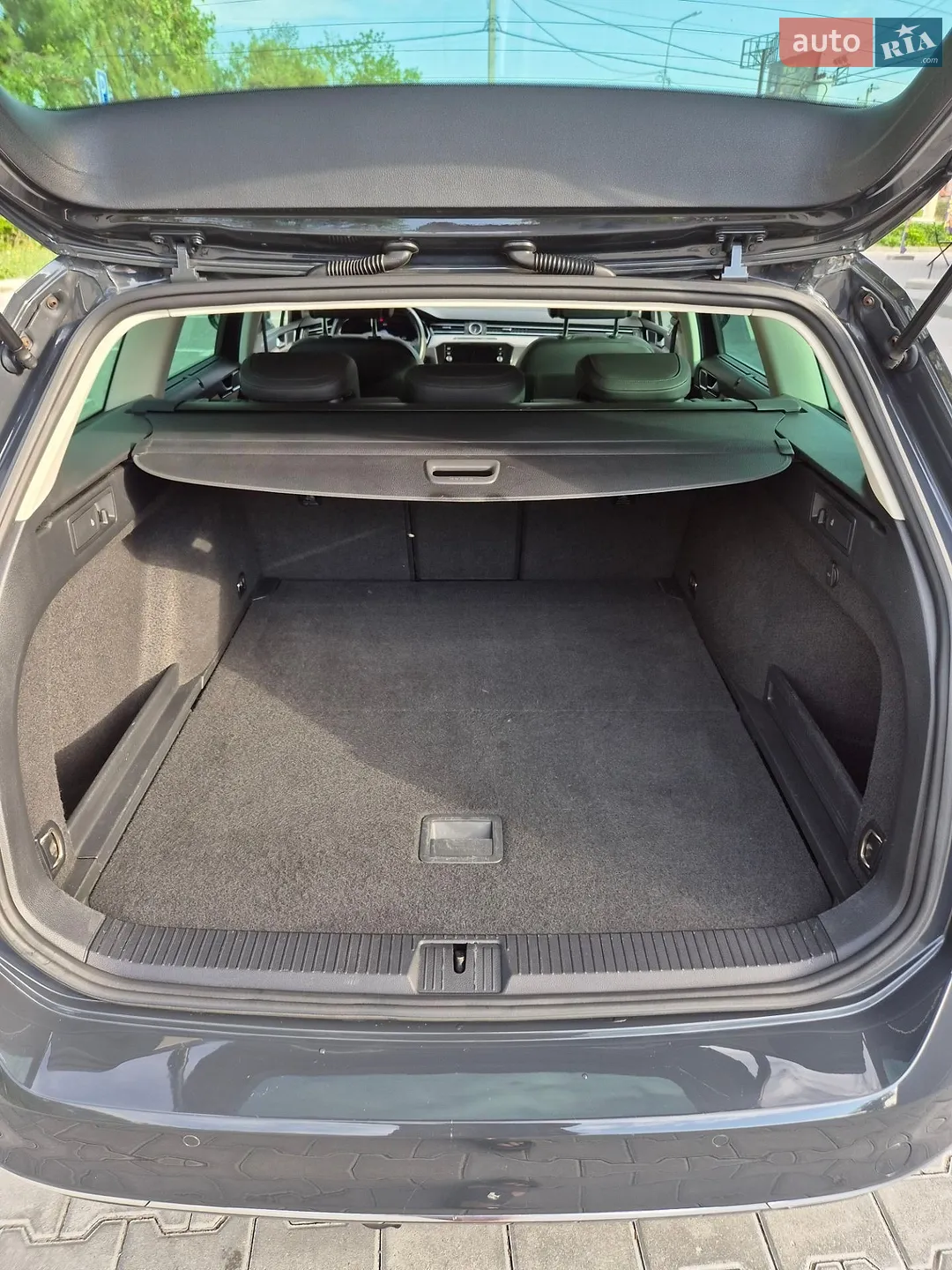 2019 Volkswagen Passat - мініатюра 24