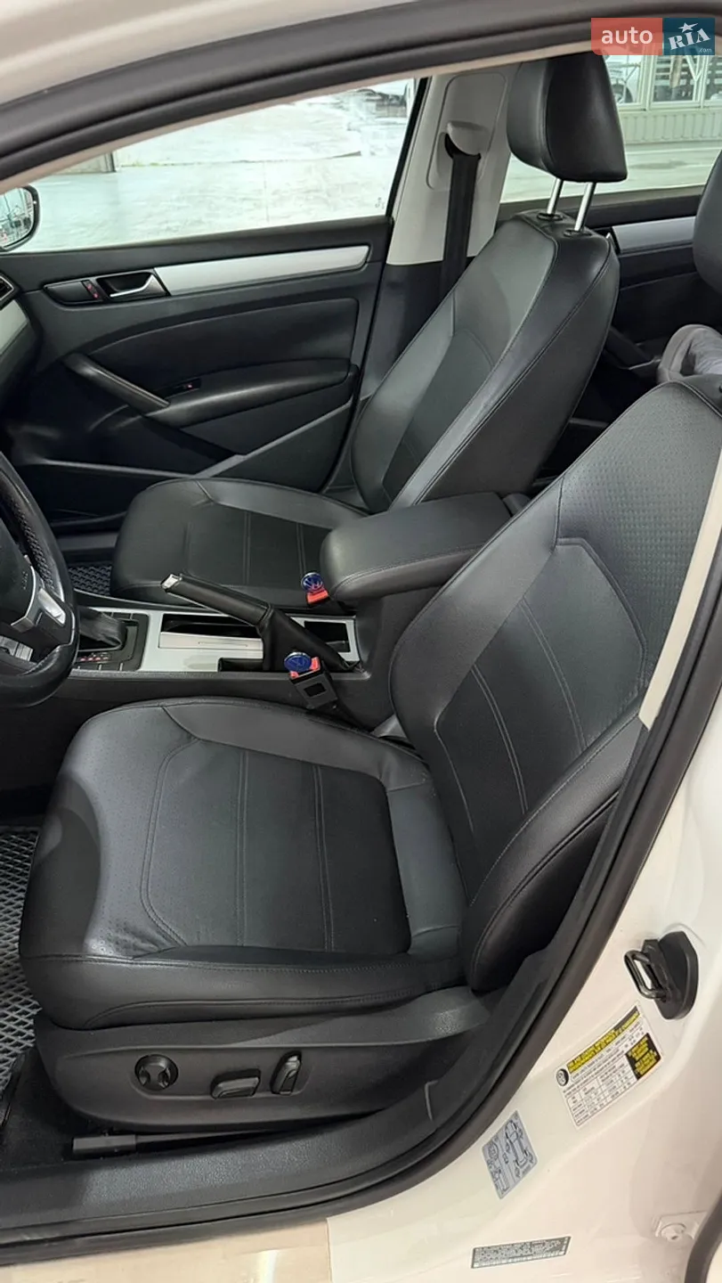 2012 Volkswagen Passat - мініатюра 14