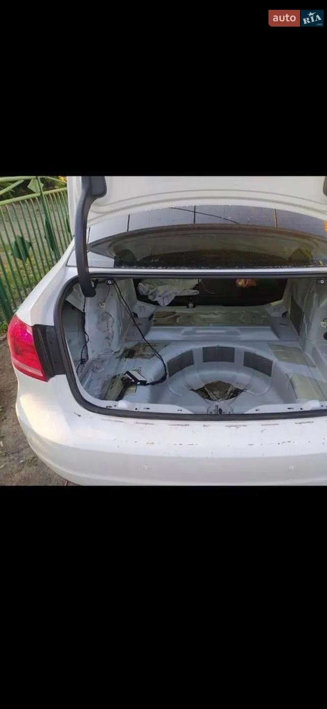 2012 Volkswagen Passat - мініатюра 27