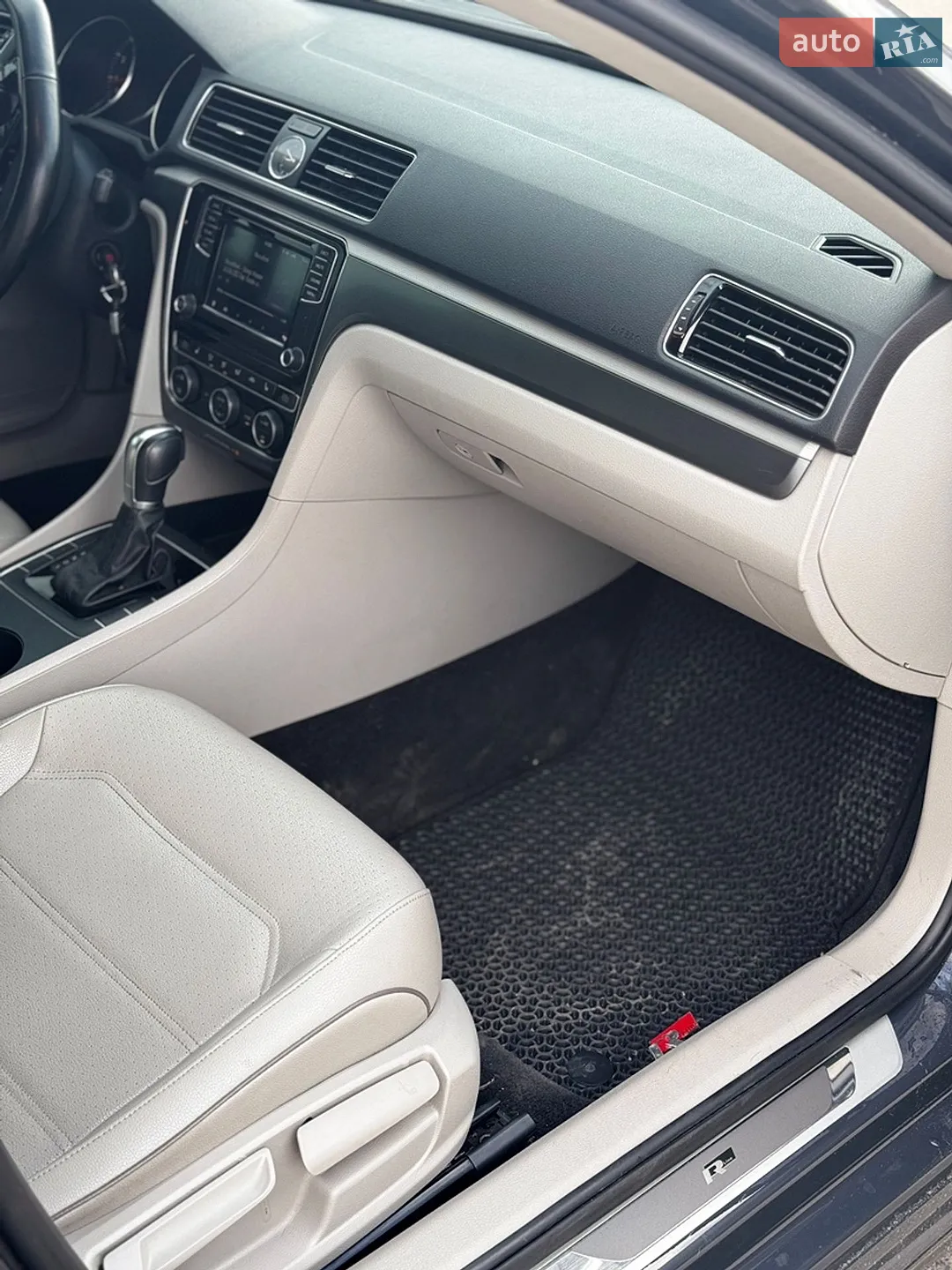 2016 Volkswagen Passat - мініатюра 8