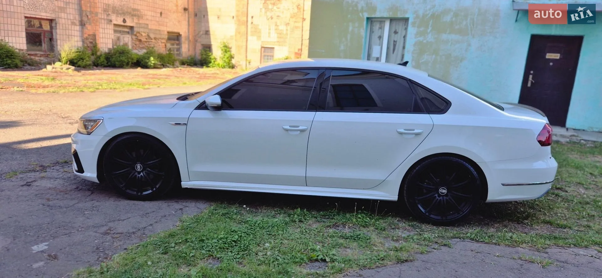 2017 Volkswagen Passat - мініатюра 9