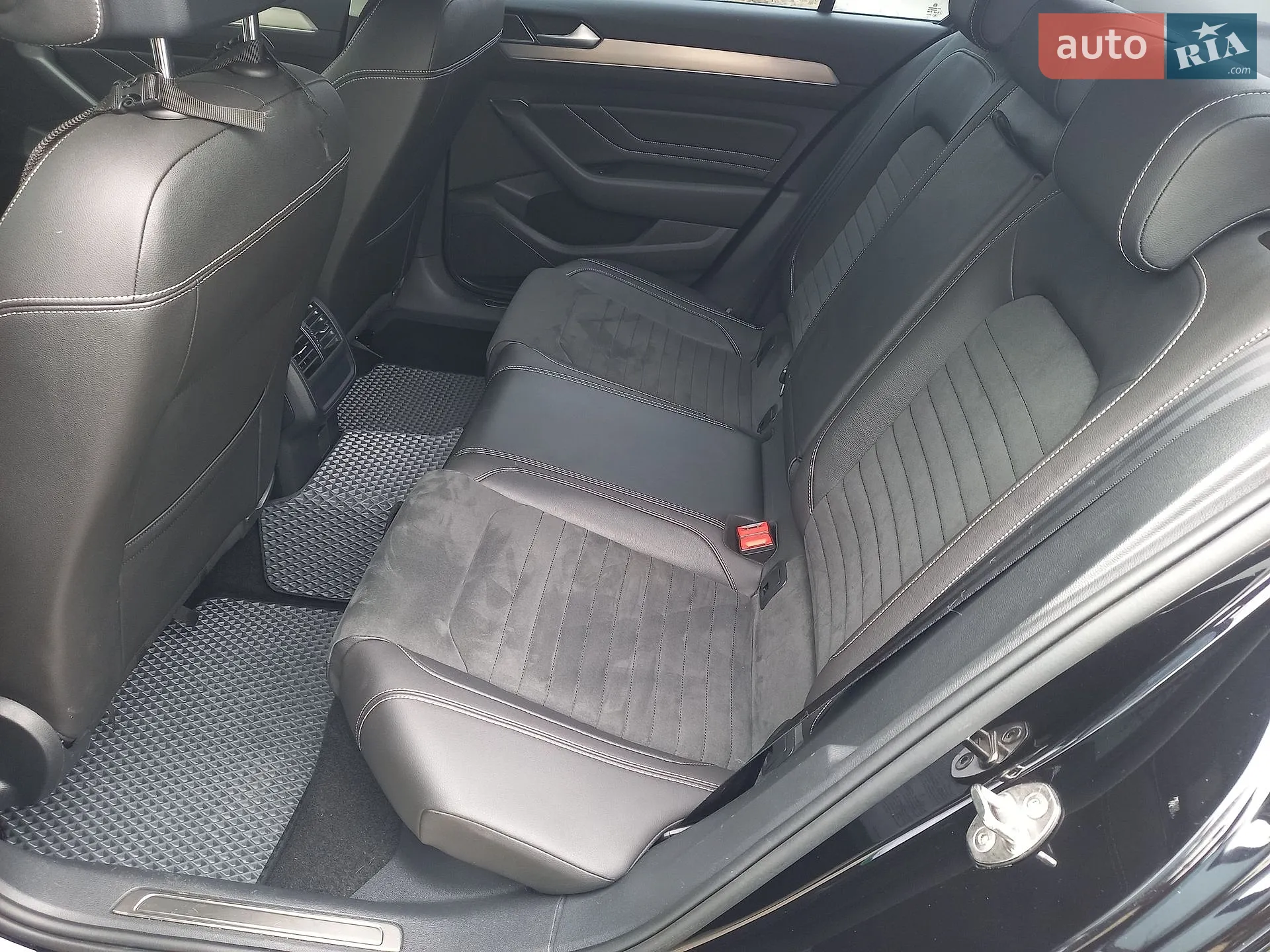 2021 Volkswagen Passat - мініатюра 17