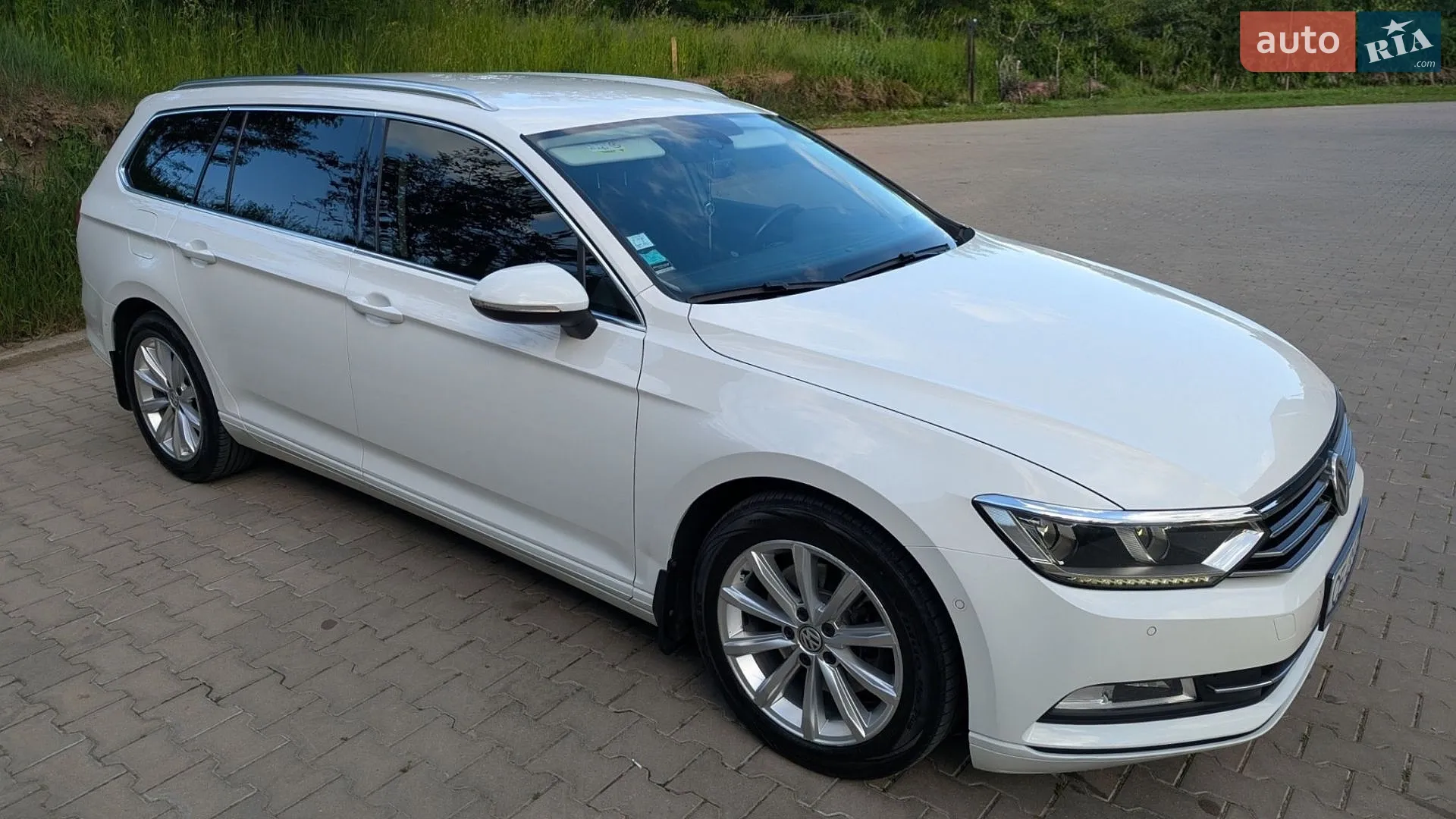 2016 Volkswagen Passat - мініатюра 6