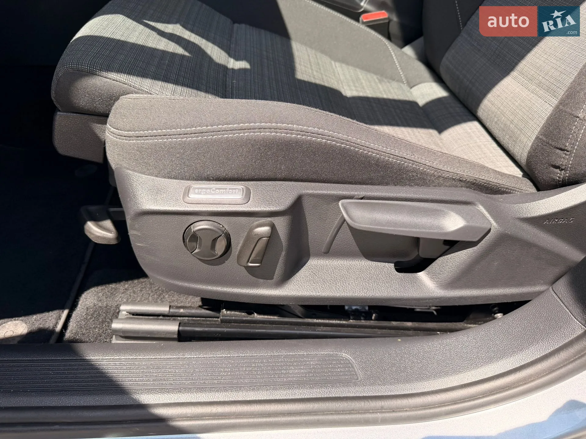 2020 Volkswagen Passat - мініатюра 23