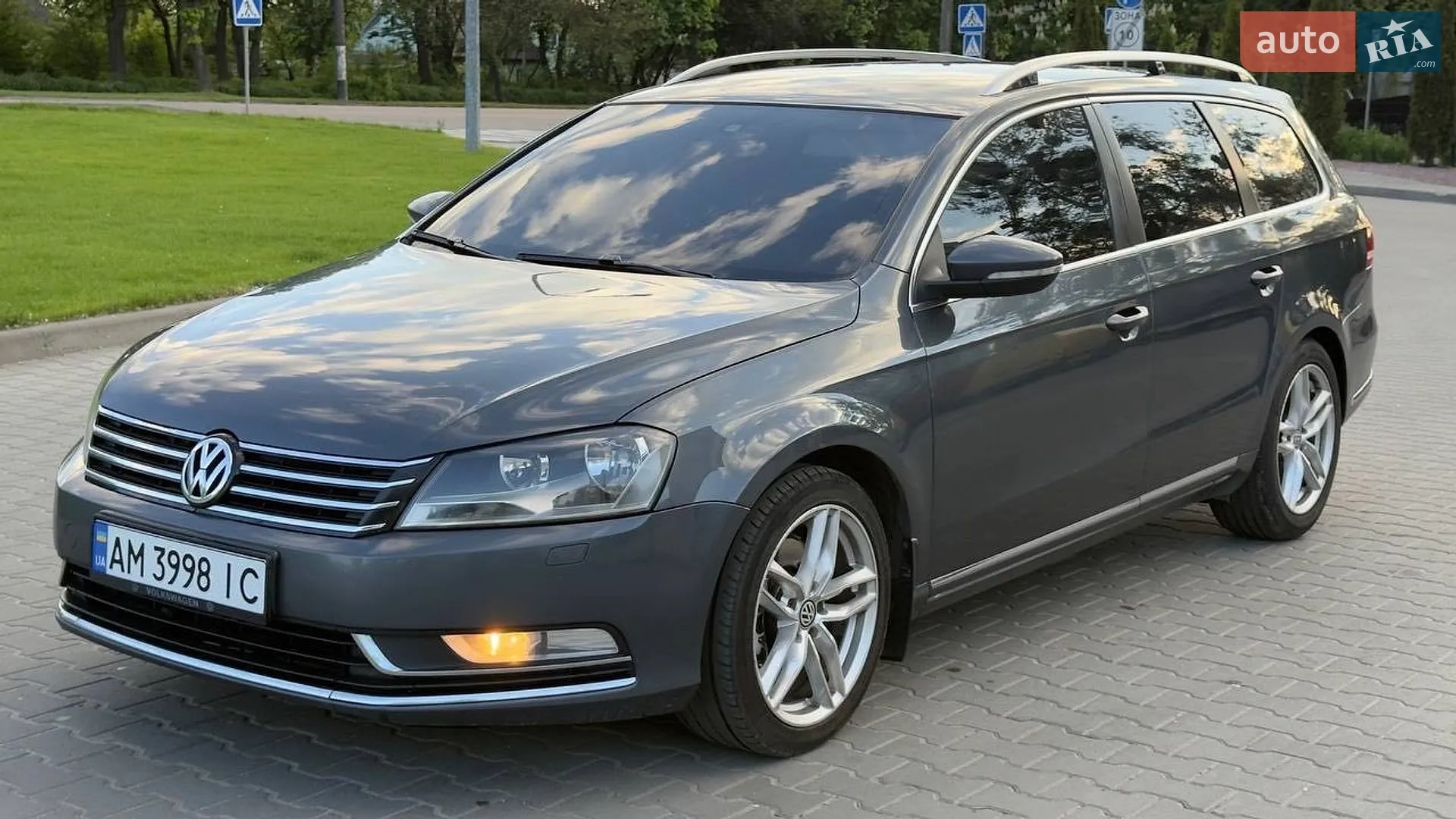 2011 Volkswagen Passat - мініатюра 3
