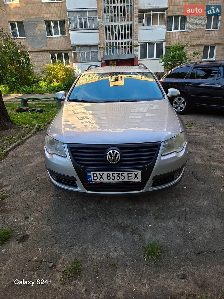 2010 Volkswagen Passat - мініатюра 21