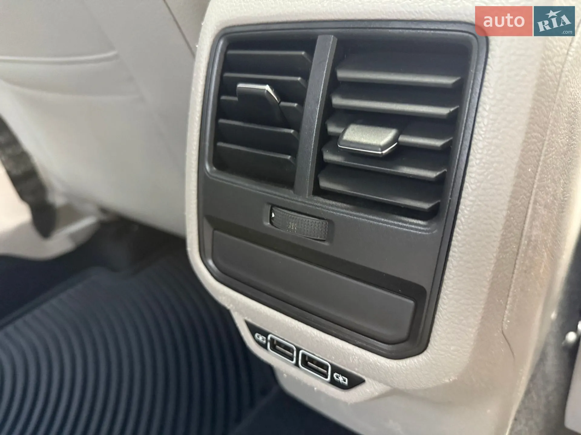 2018 Volkswagen Passat - мініатюра 36