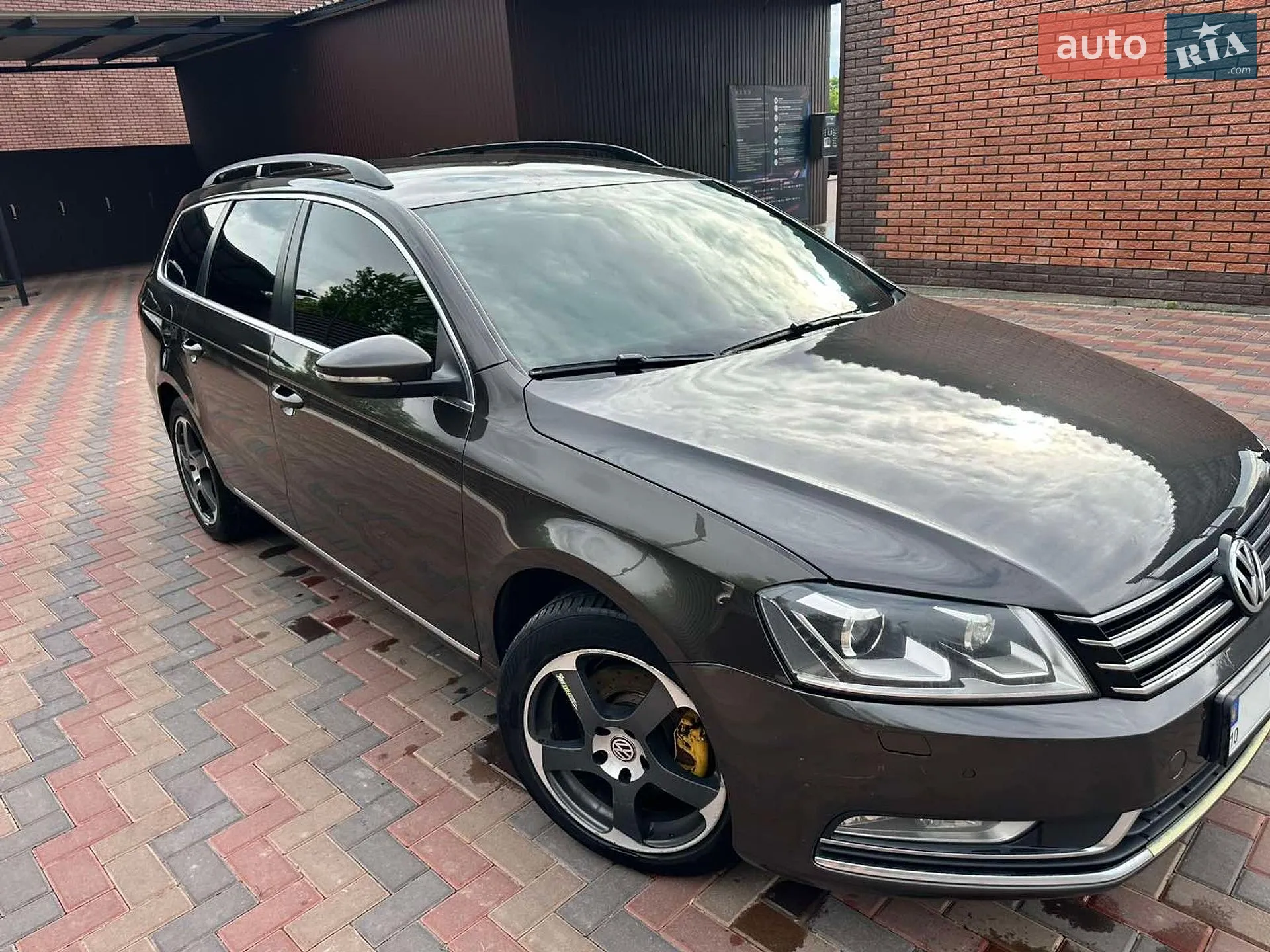 2014 Volkswagen Passat - мініатюра 2