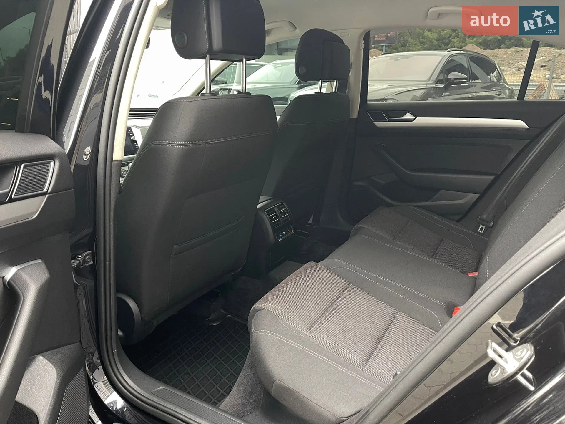 2018 Volkswagen Passat - мініатюра 12