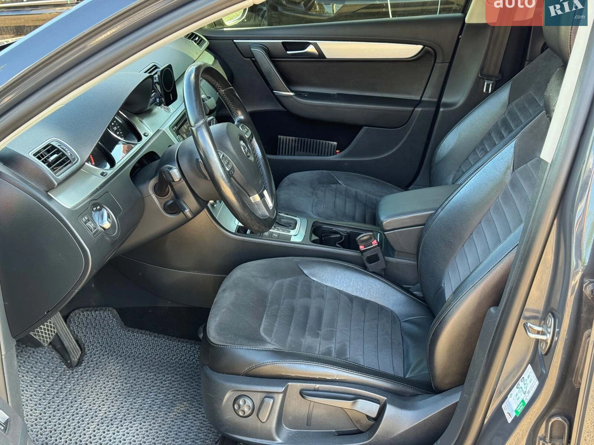 2013 Volkswagen Passat - мініатюра 13