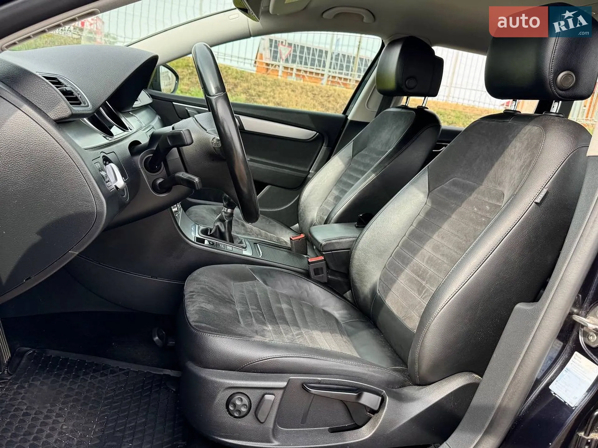 2013 Volkswagen Passat - мініатюра 20