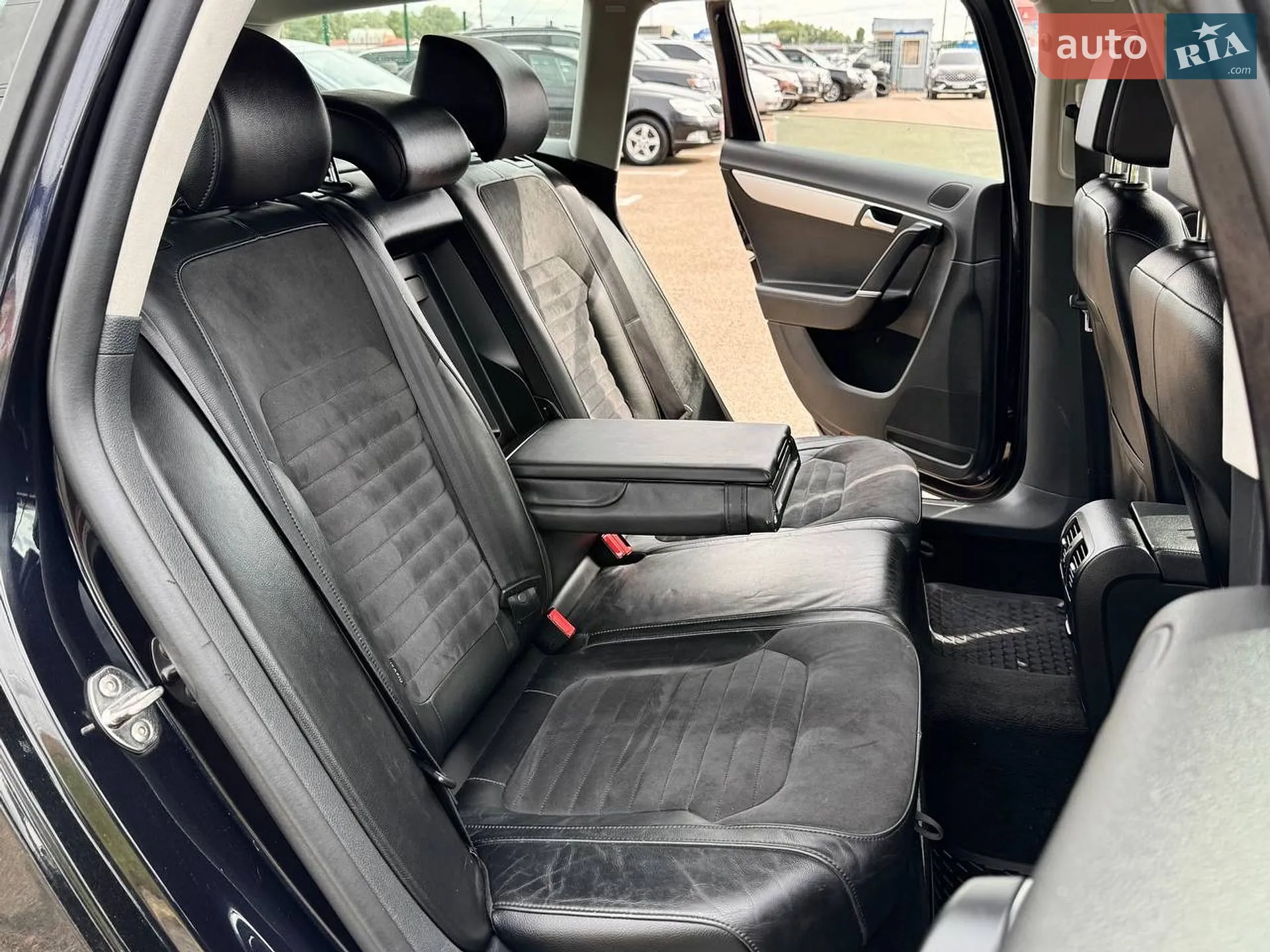 2013 Volkswagen Passat - мініатюра 25