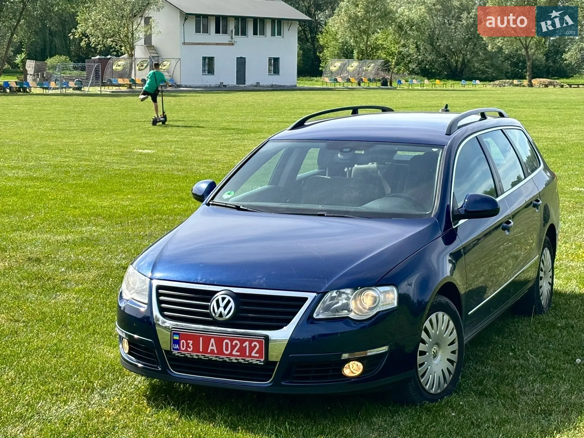2010 Volkswagen Passat - фото 1