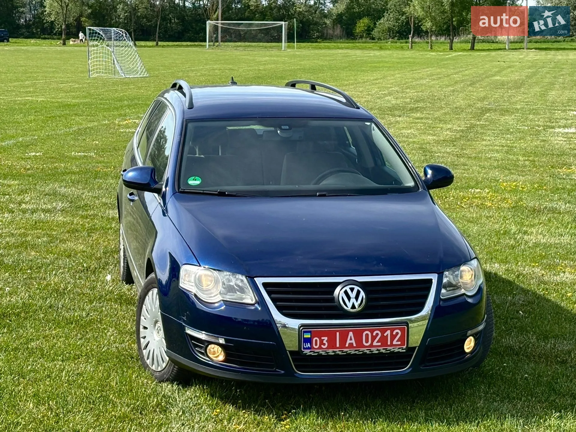 2010 Volkswagen Passat - мініатюра 4