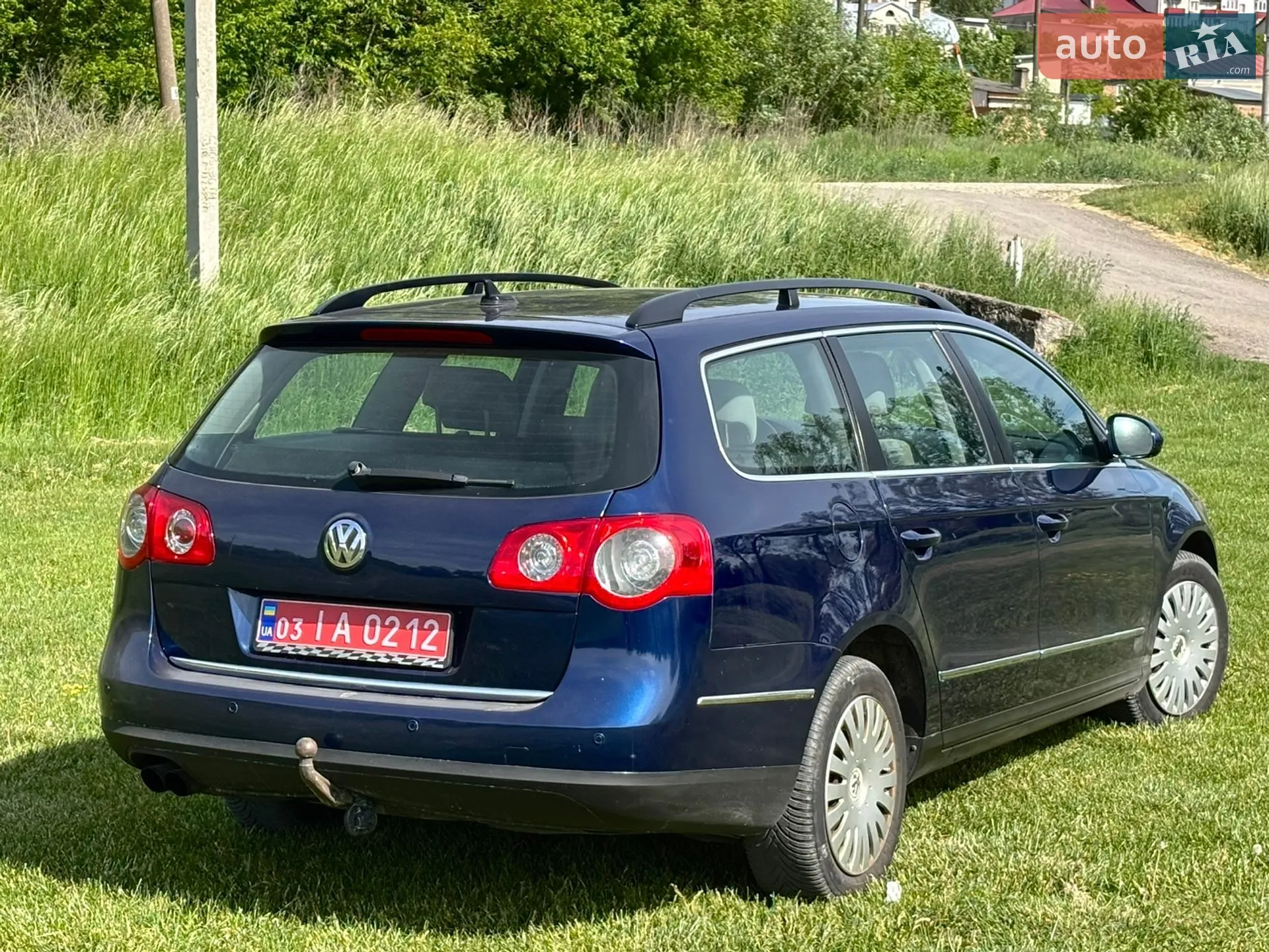 2010 Volkswagen Passat - мініатюра 5