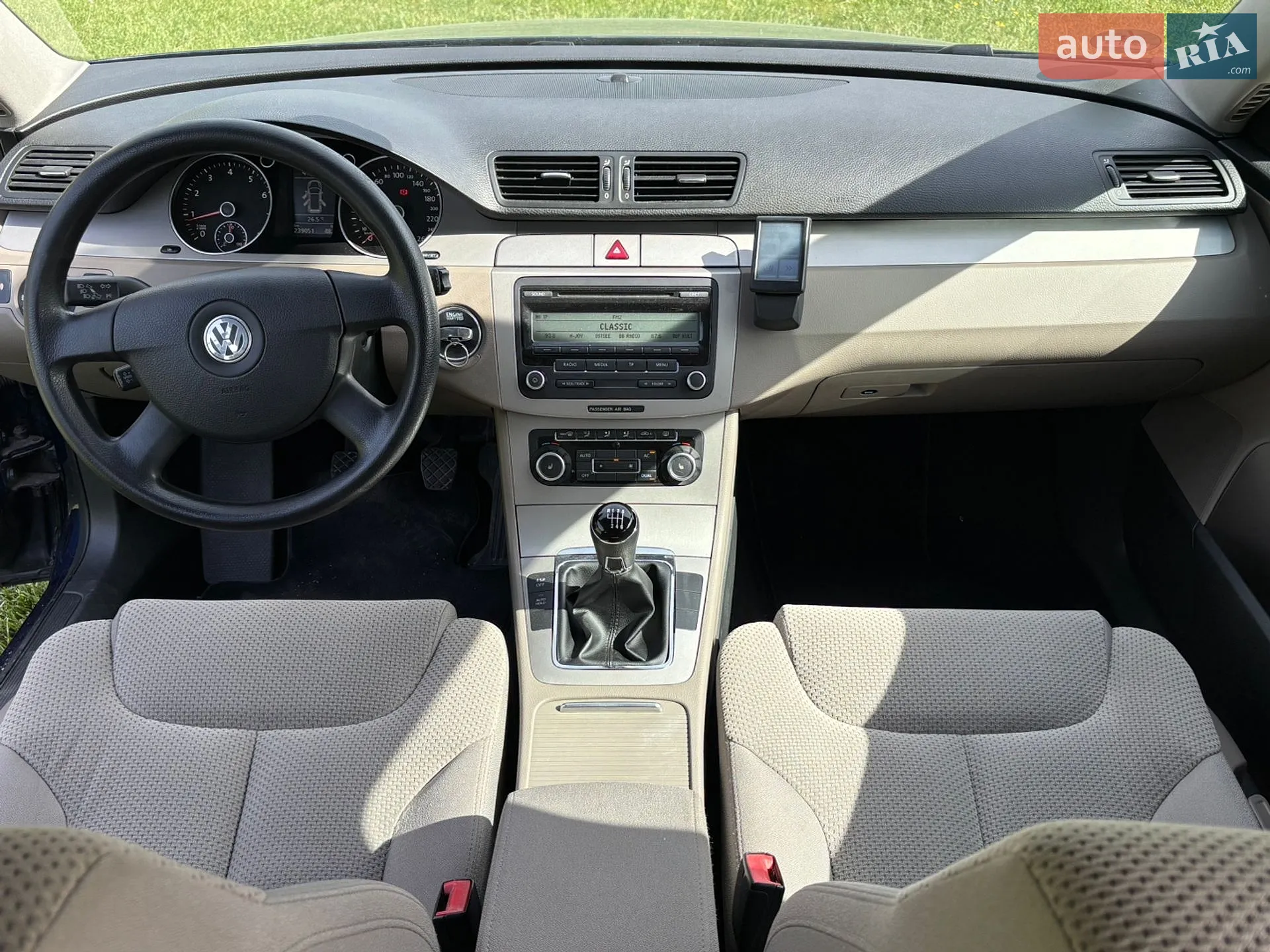 2010 Volkswagen Passat - мініатюра 11