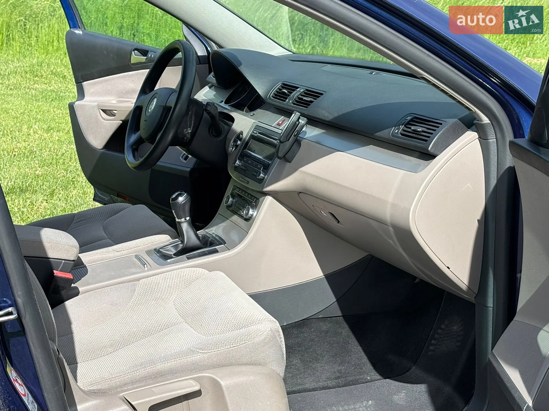 2010 Volkswagen Passat - мініатюра 13
